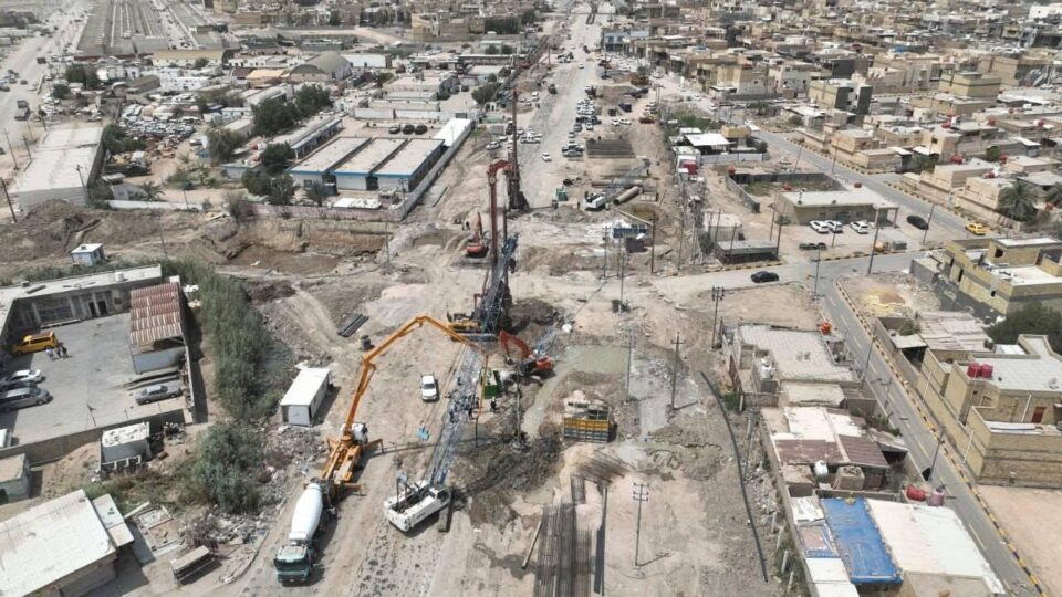صورة من مقال: تسارع وتيرة العمل في مشروع مجسر المنصورية وتوسعة طريق “يا حسين” في الناصرية